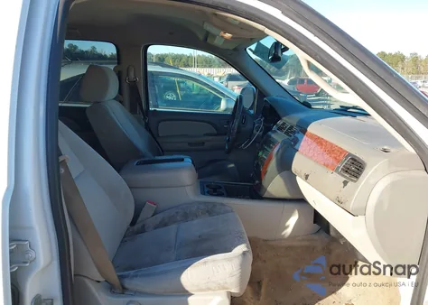 2007 Chevrolet Tahoe Lt from USA, damaged, VIN 1GNFC13047J338824